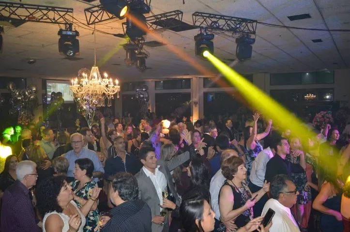 Dj profissional e experiente para sua festa em Niterói