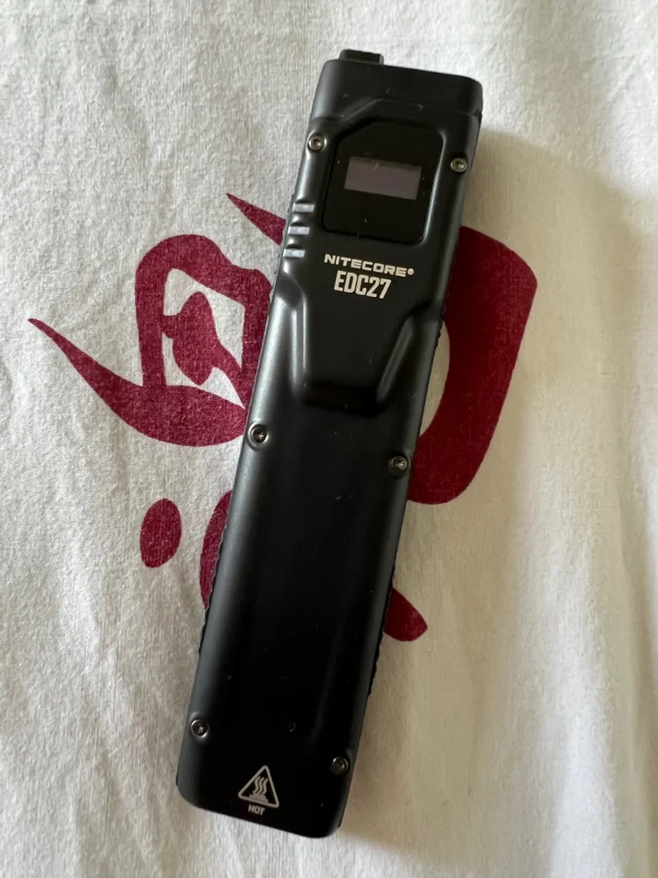 Lanterna Nitecore EDC27