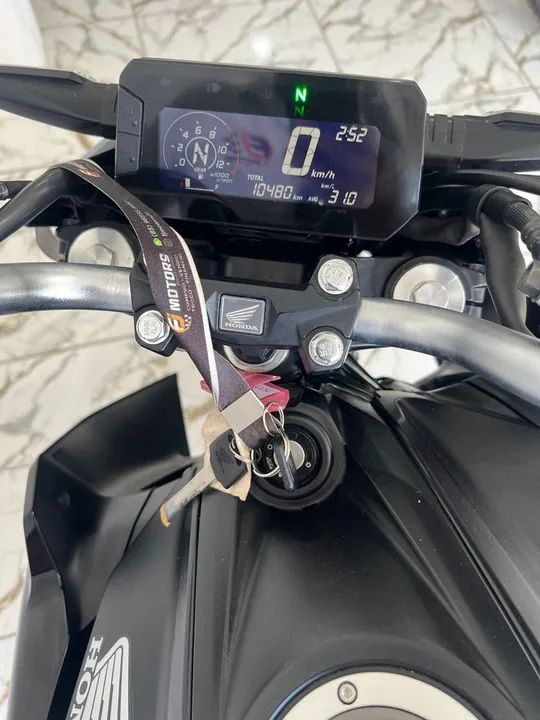 Honda CB 300F Twister 2023 - Impecável! Aceitamos cartão e financiamento bancário  - Foto 5
