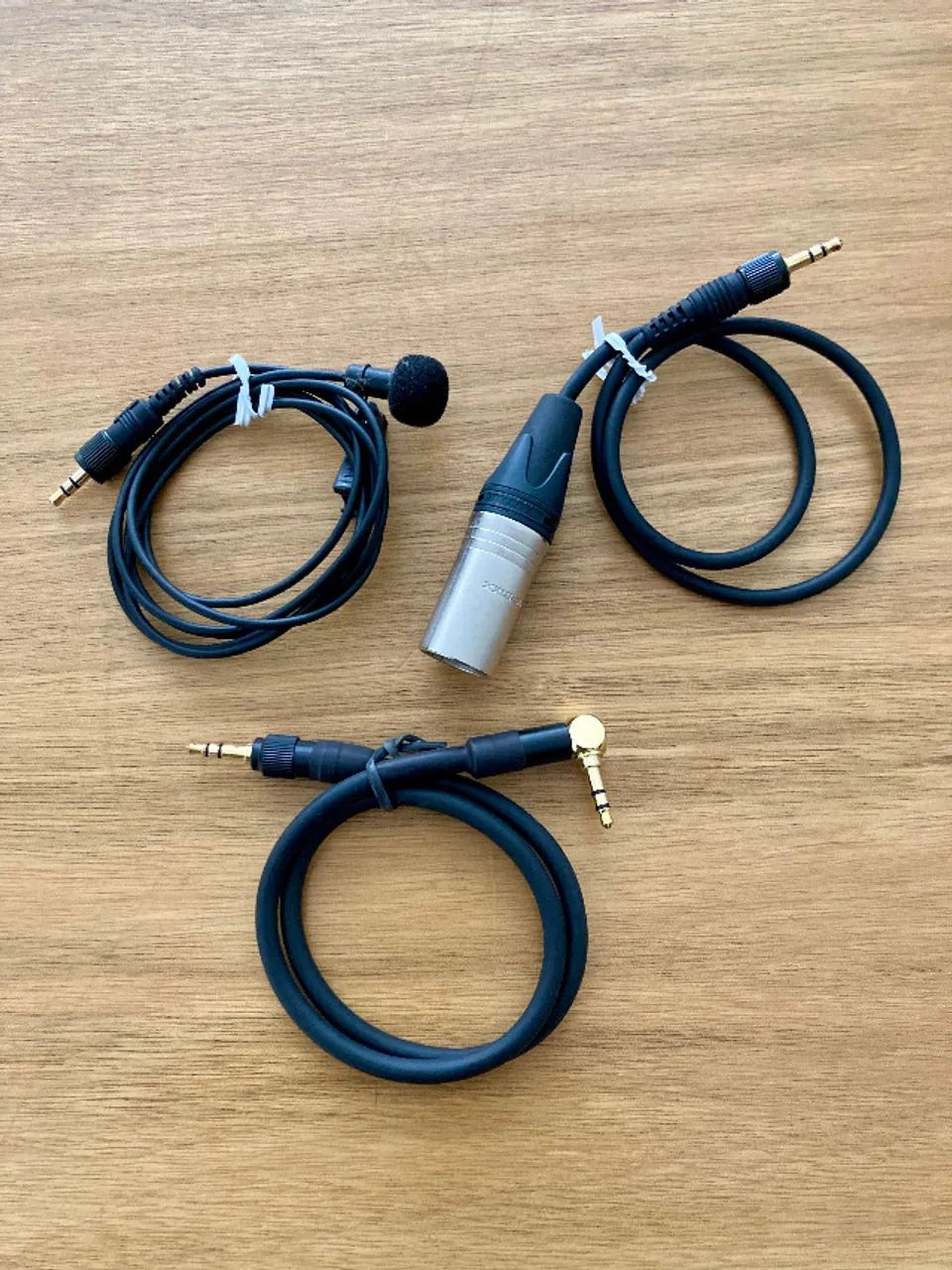 Sistema Wireless Sony UWP-D26 de Microfone de Lapela Sem Fio - Foto 5