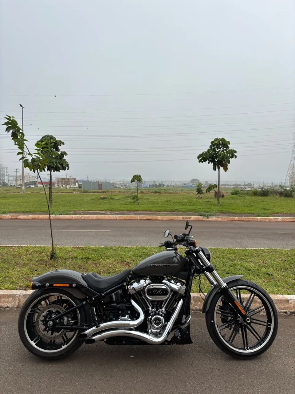 Harley Davidson Breakout - Foto 3