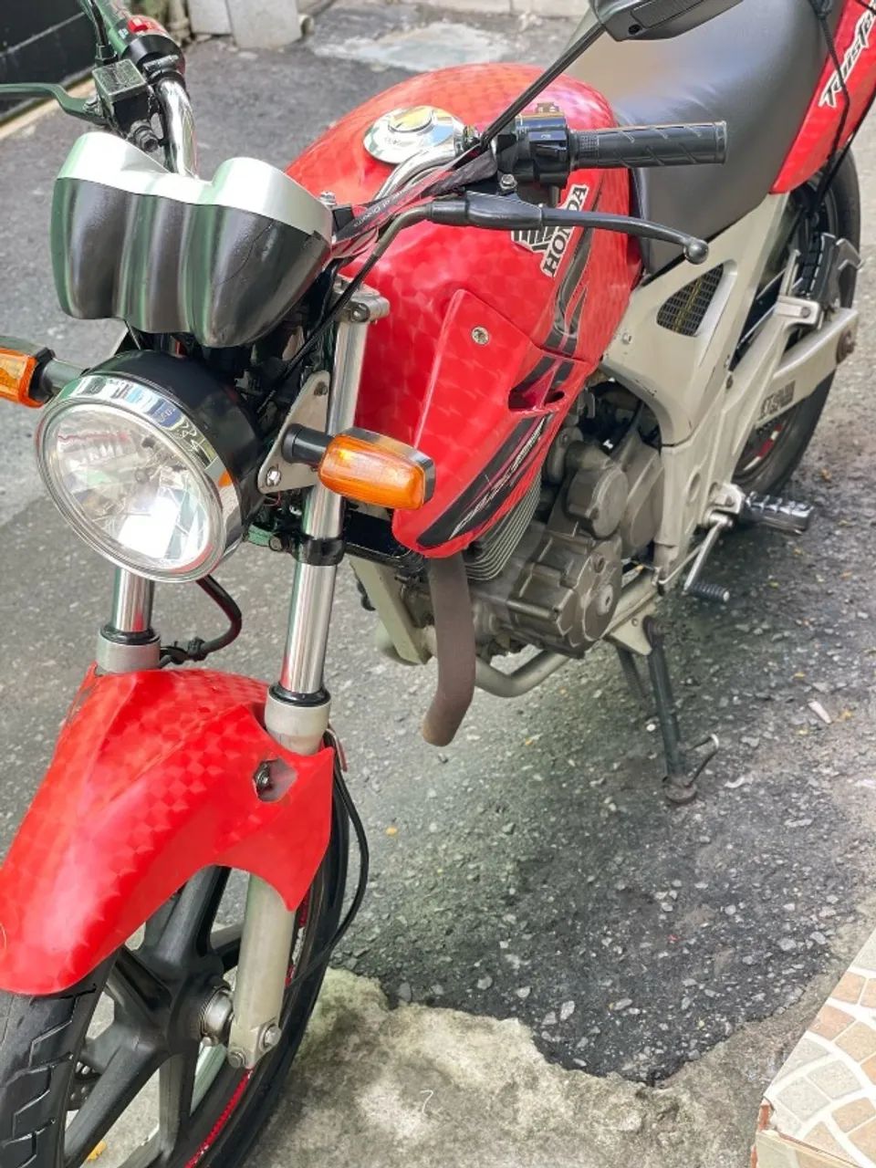 MOTO HONDA CBX TWISTTER 2006 - Foto 3