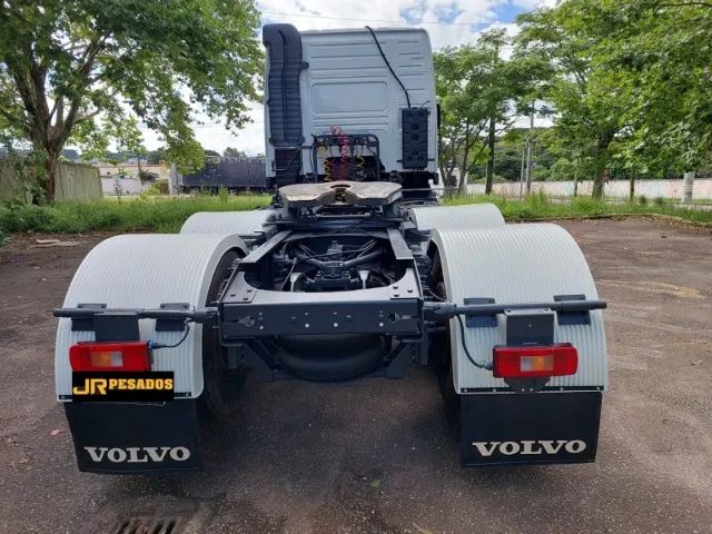 volvo fm 370 automático 6x2 completo teto alto ano 2011 - Foto 9
