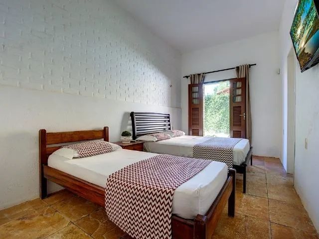 ALUGO POR TEMPORADA - Casa Luxo Beach Park - 7 Suítes AR/TV - 27 Pessoas - 50m da Praia - Foto 10