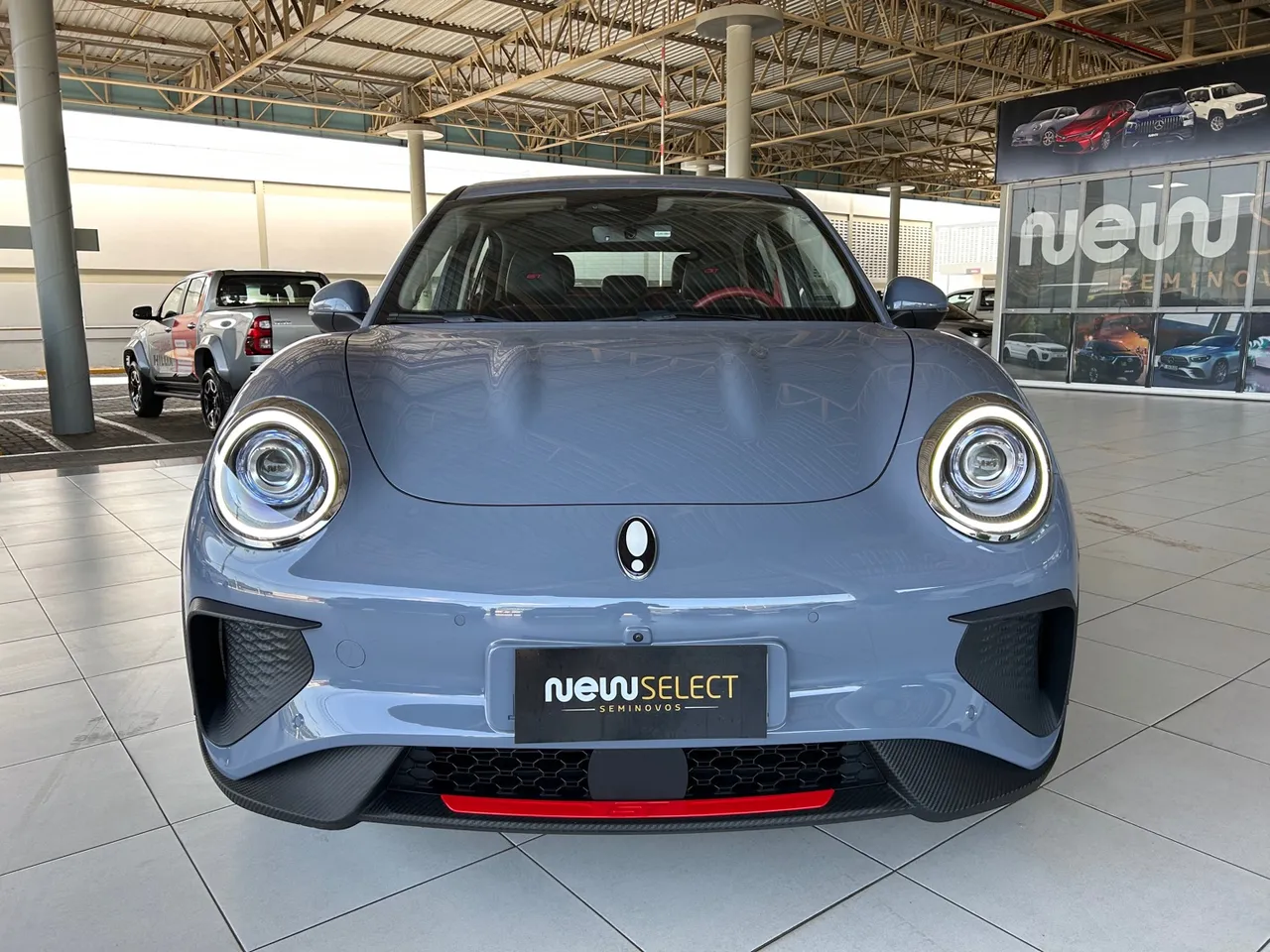 GWM ORA 03 63 GT ELÉTRICO 2023/2024 COR CINZA COM 7 MIL KM