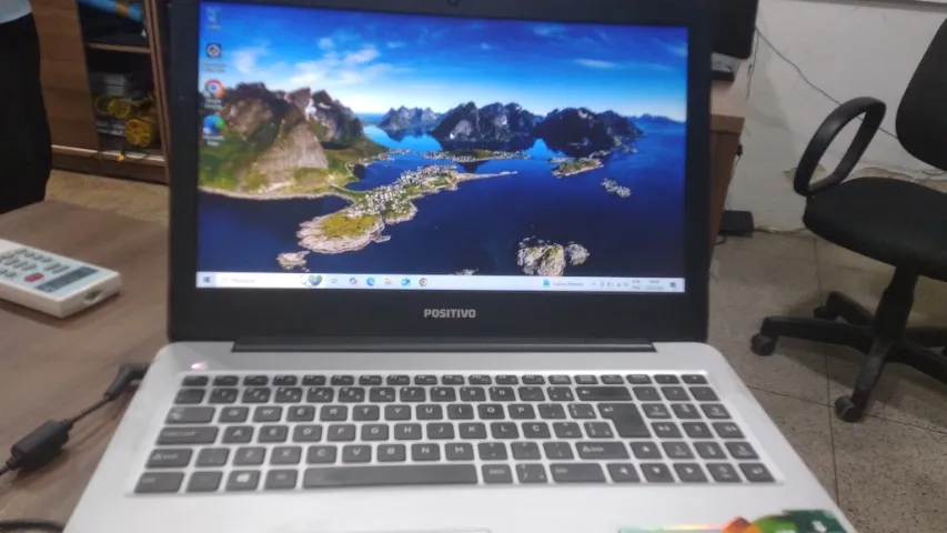 Notebook Positivo