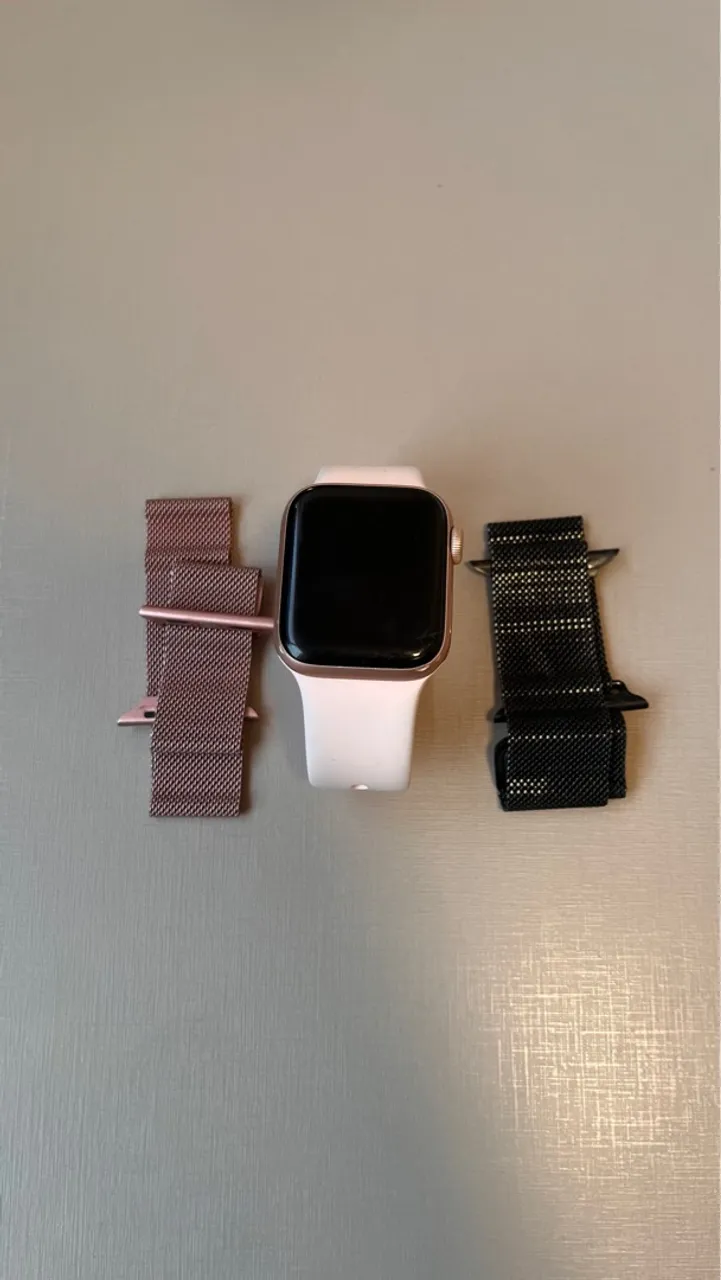 Apple Watch Series 4 - 40mm - Rose Gold