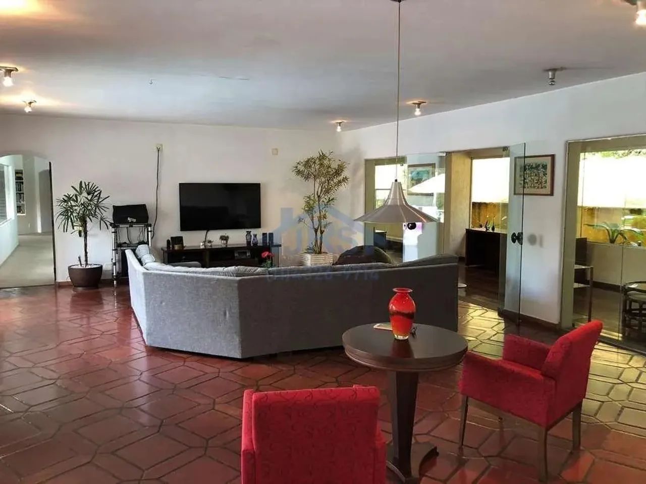 Casa para alugar em Cotia, Chácara Granja Velha, com 4 suítes, com 578 m², Granja do Lago