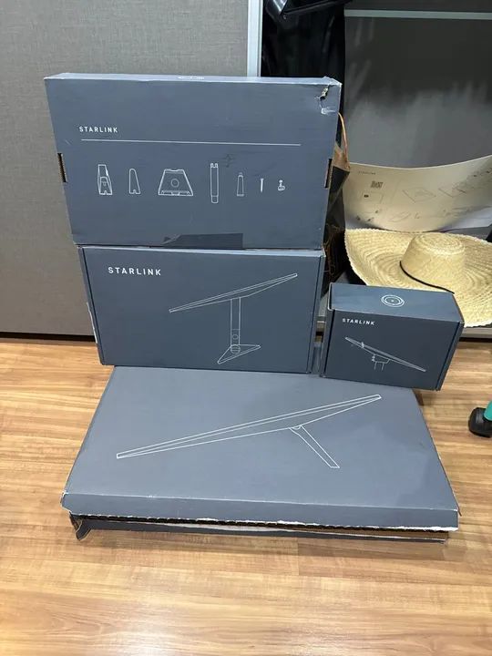 Kit Starlink para internet via satélite GEN 3