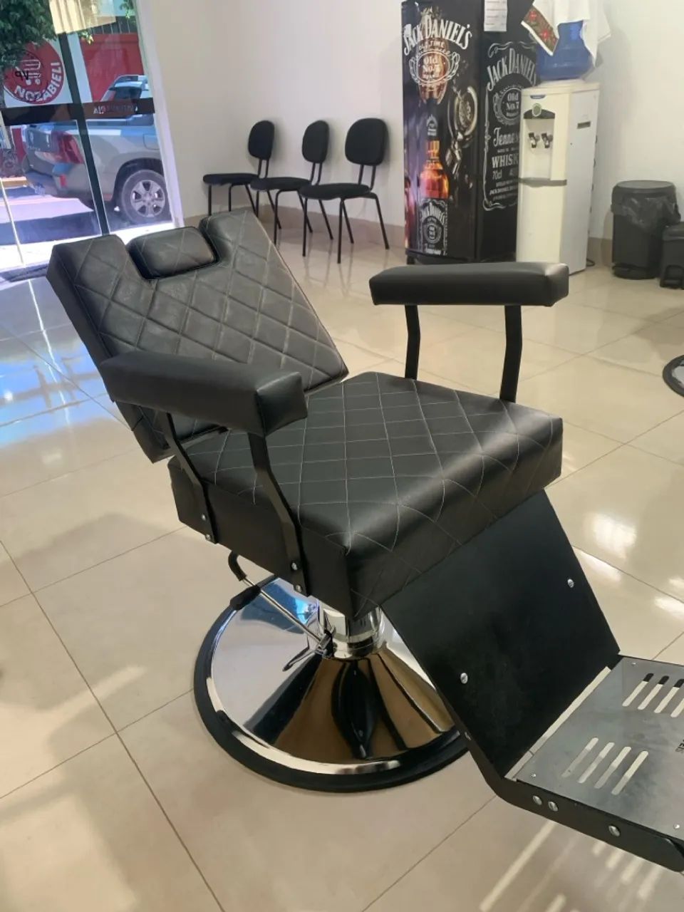 Poltrona de Barbeiro Profissional - Foto 4