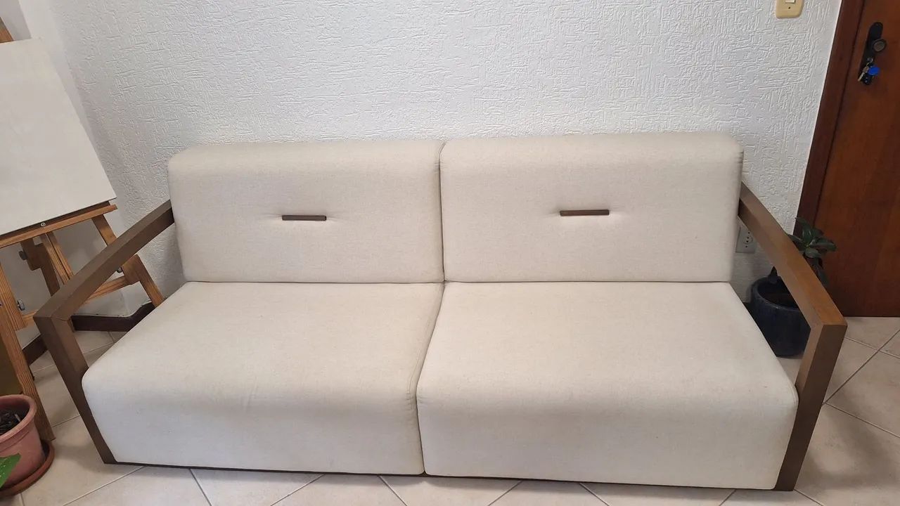 Prima Linea Fixed Sofa in Excellent Condition463752698277416962