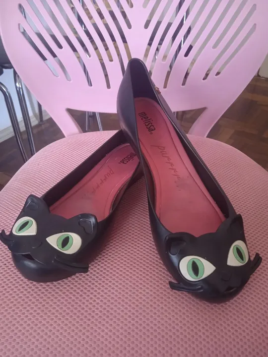 Melissa Cat Preto