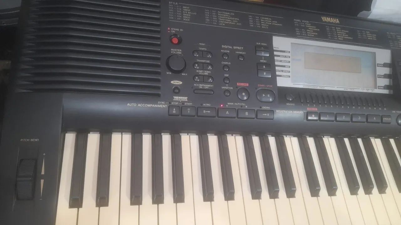 Teclado Yamaha PSR630