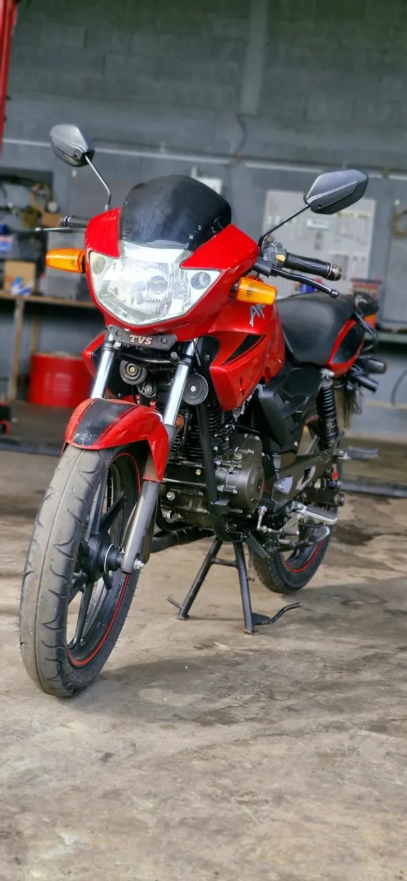 Moto Dafra Apache 150