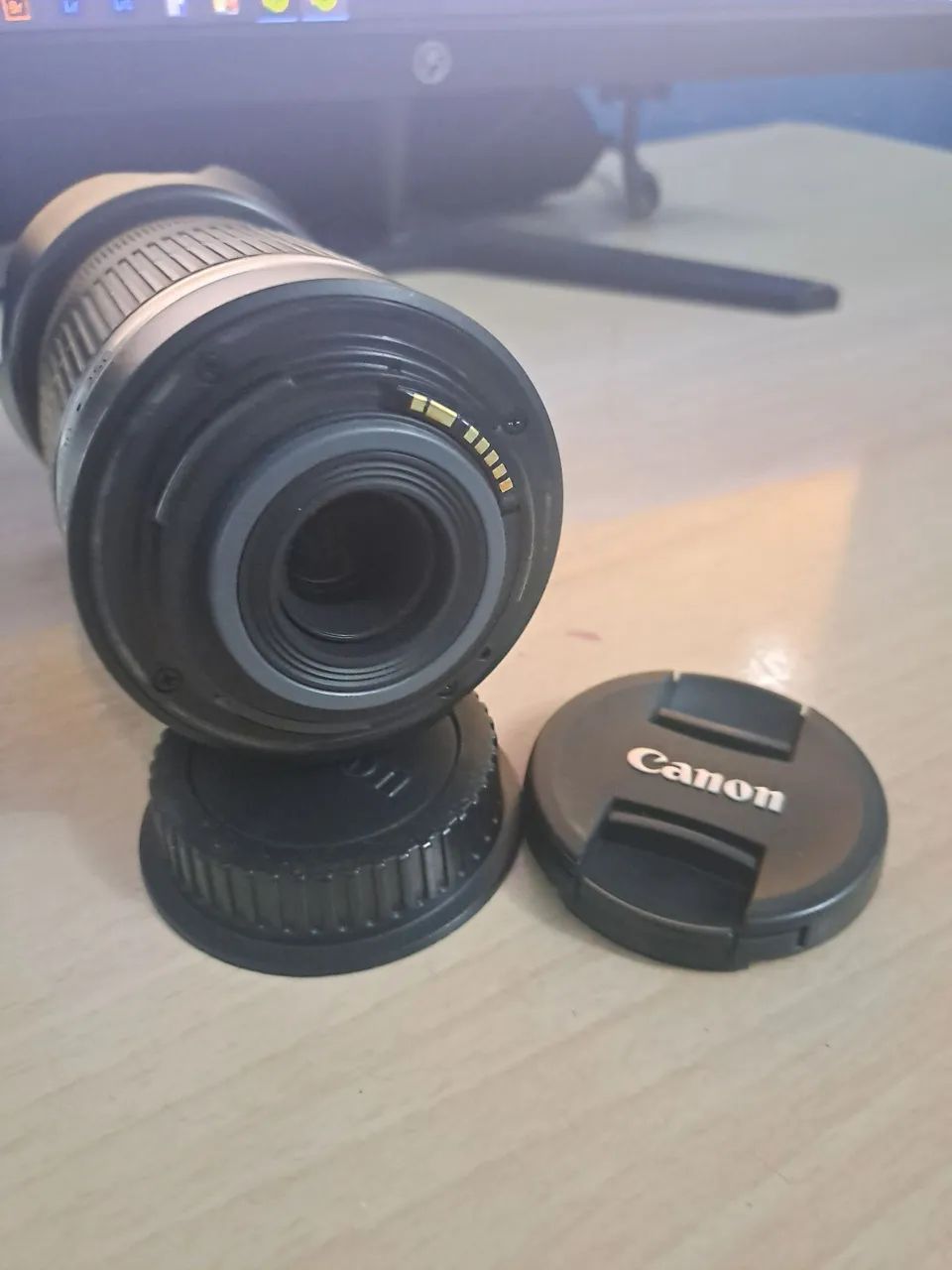 Lente Canon Ef-s 55-250mm F/4-5.6 Is Canon Ef-s Preto (Usado) - Foto 3