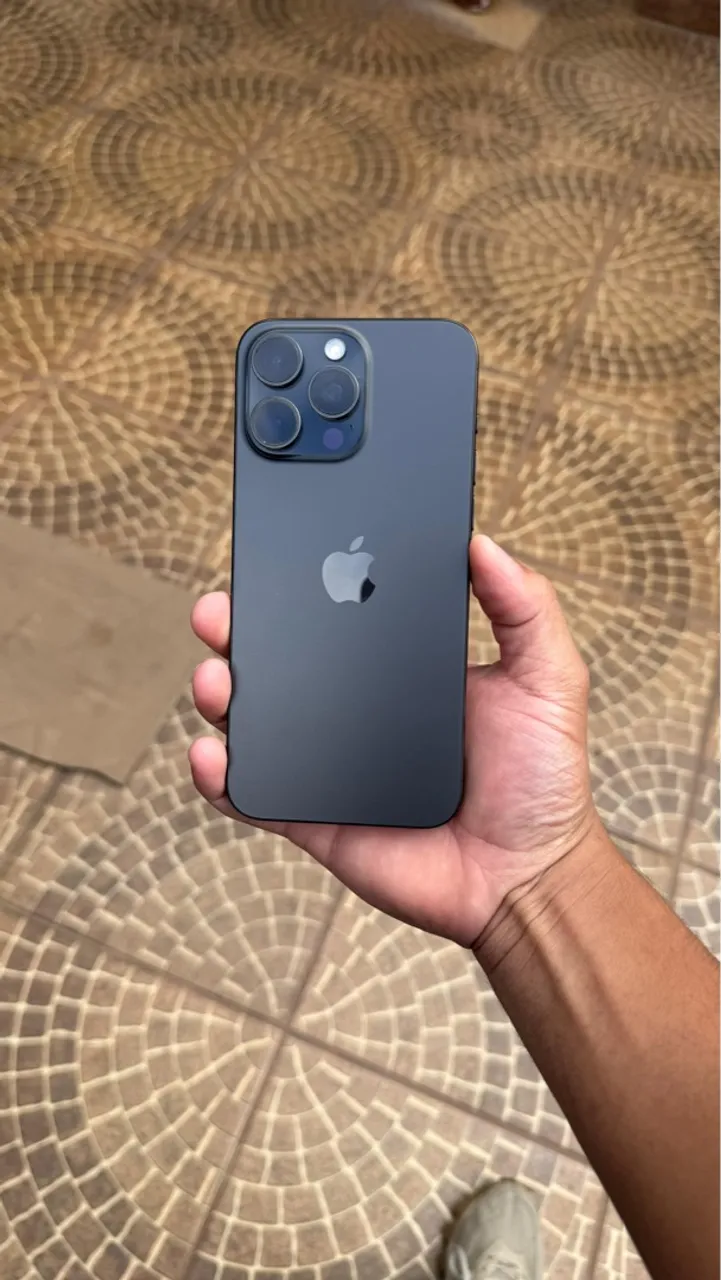 IPHONE 15 PRO 512GB MAX SEM MARCAS DE USO