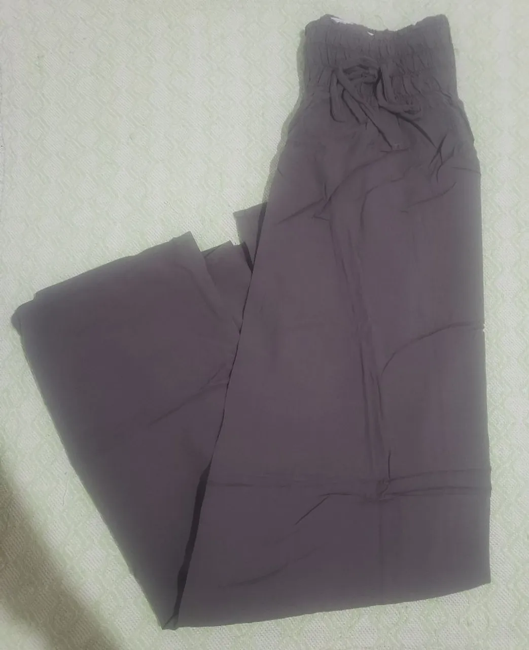 Calça Feminina Cintura Alta - Conforto e Estilo