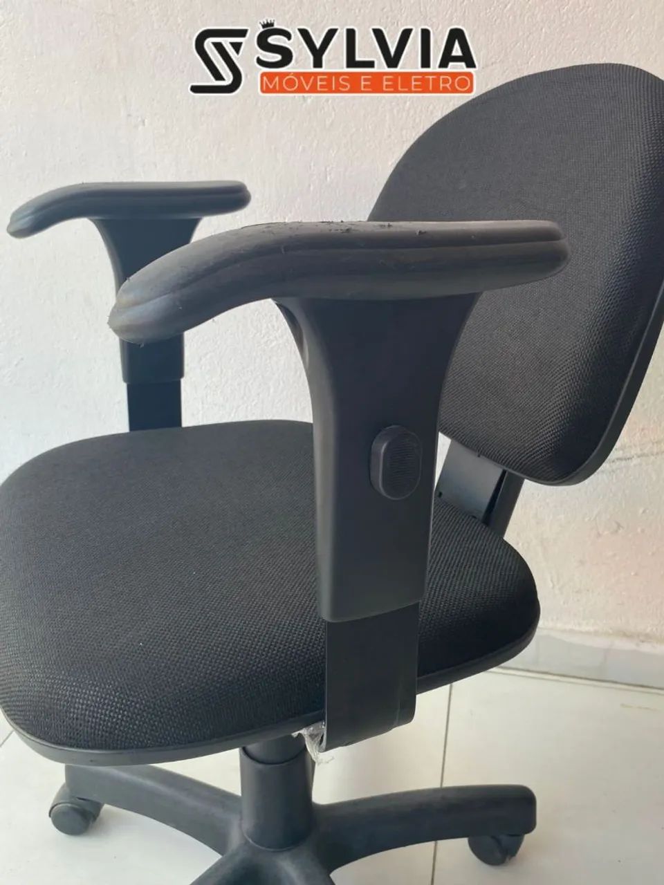 Cadeira acolchoada  - Foto 4