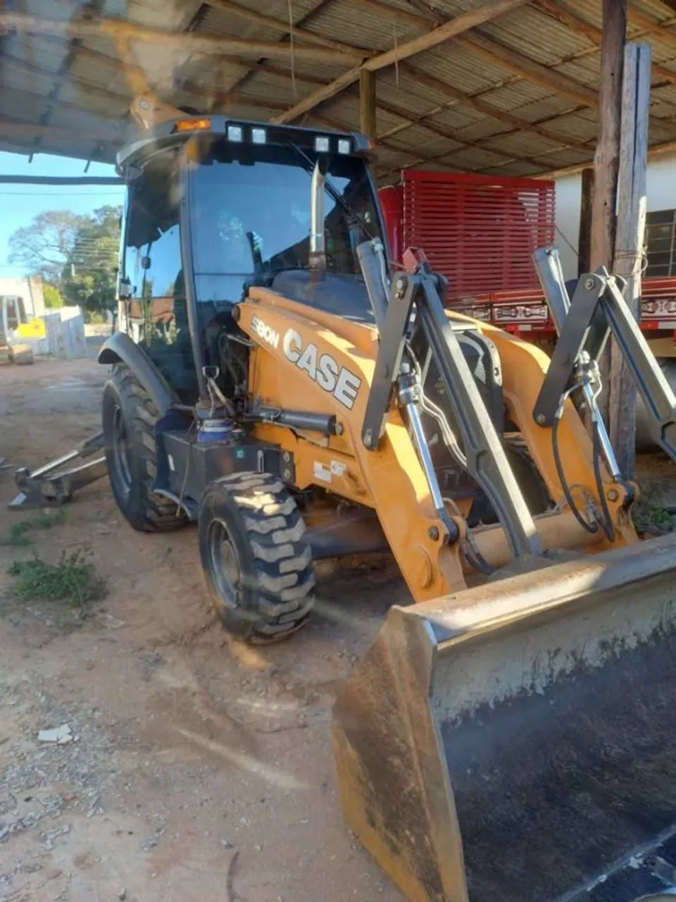 Retroescavadeira case 580n 2019