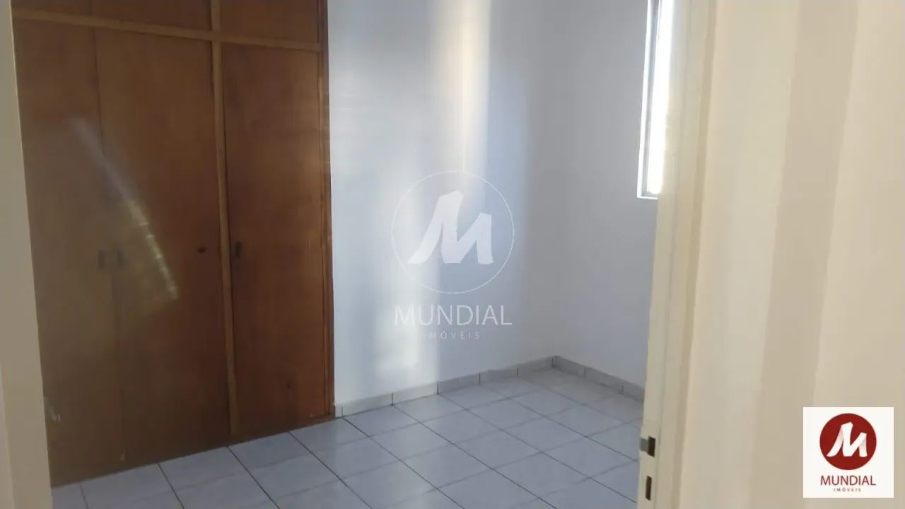 Apartamento (tipo - padrao) 2 dormitórios, cozinha planejada, em condomínio fechado - Foto 7