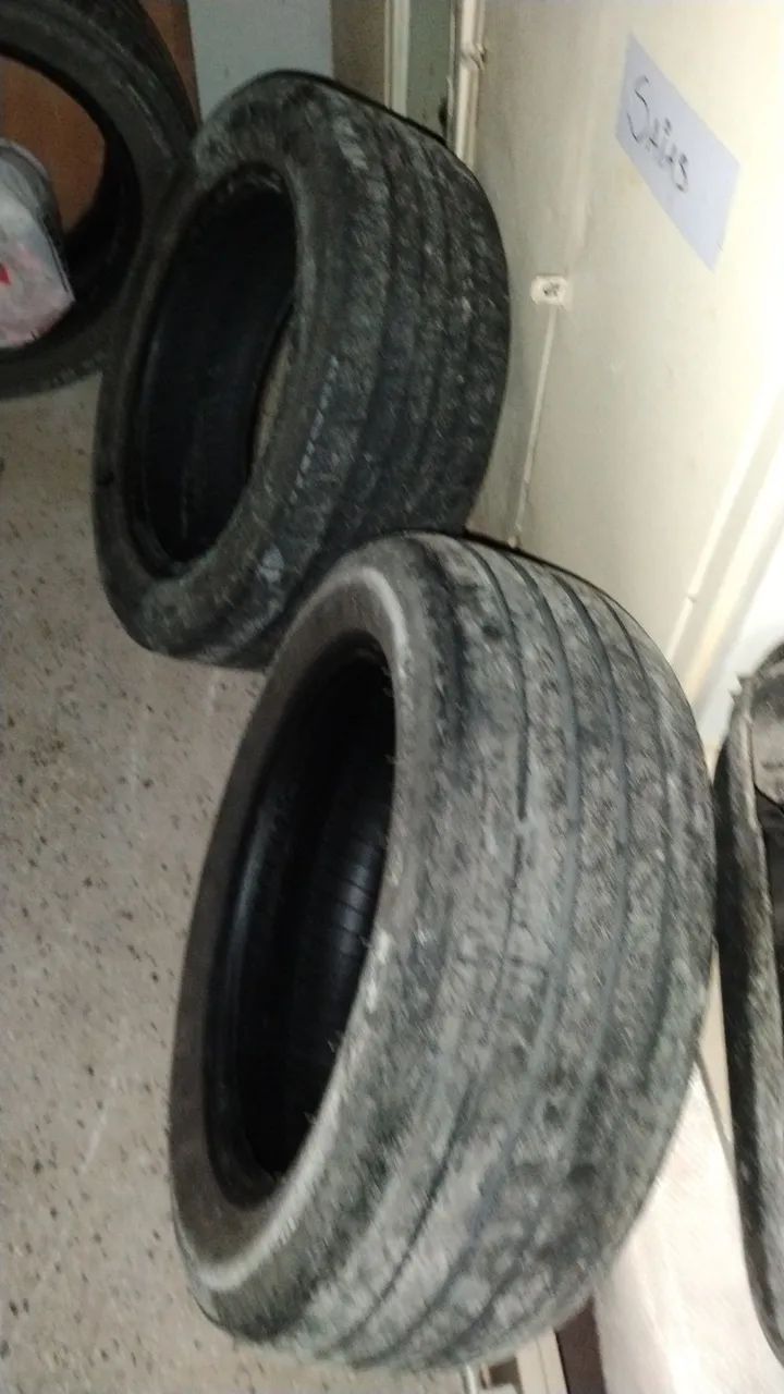 Pneus 195/55 R15 Usados - Roda bem ainda uns KM - Foto 2