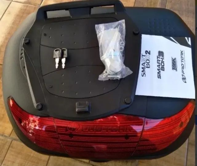 Baú 45 Litros 2 capacete Novo  - Foto 2