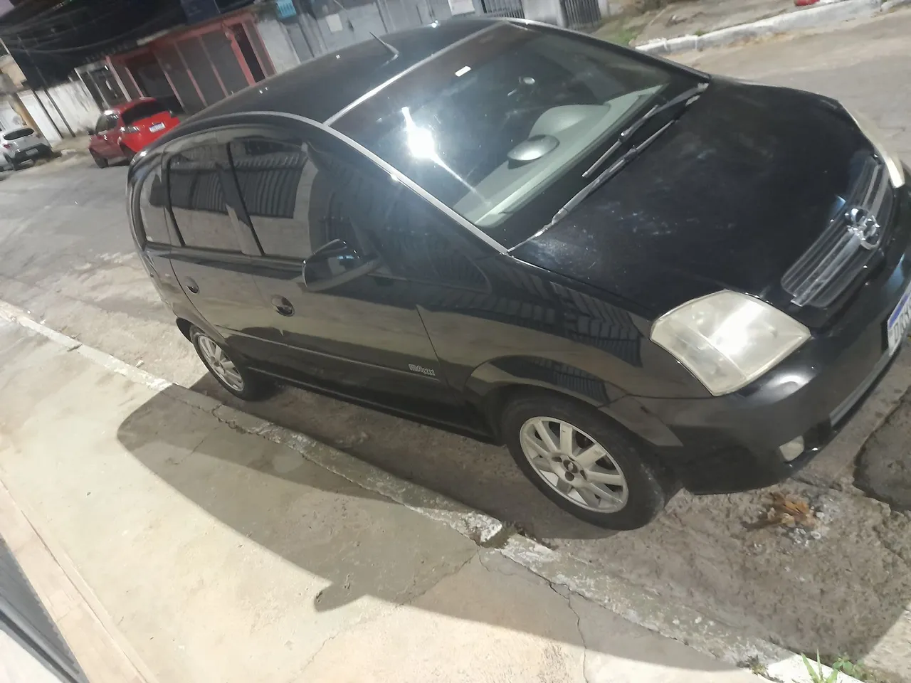 Vende se uma meriva toda revisada