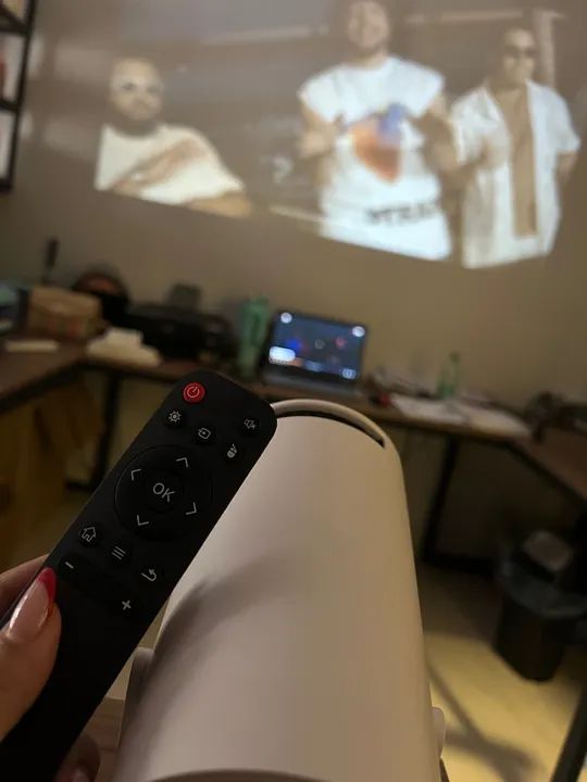 Projetor Portátil HY3000 - Foto 4