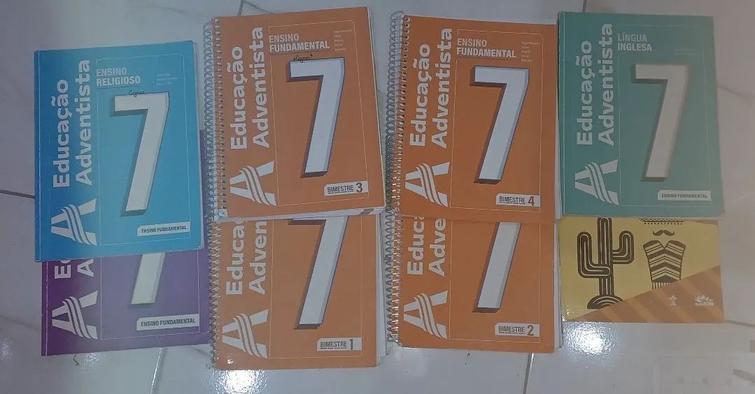 Vende-se livros da Educação Adventista 7° ano em ótimas condições 