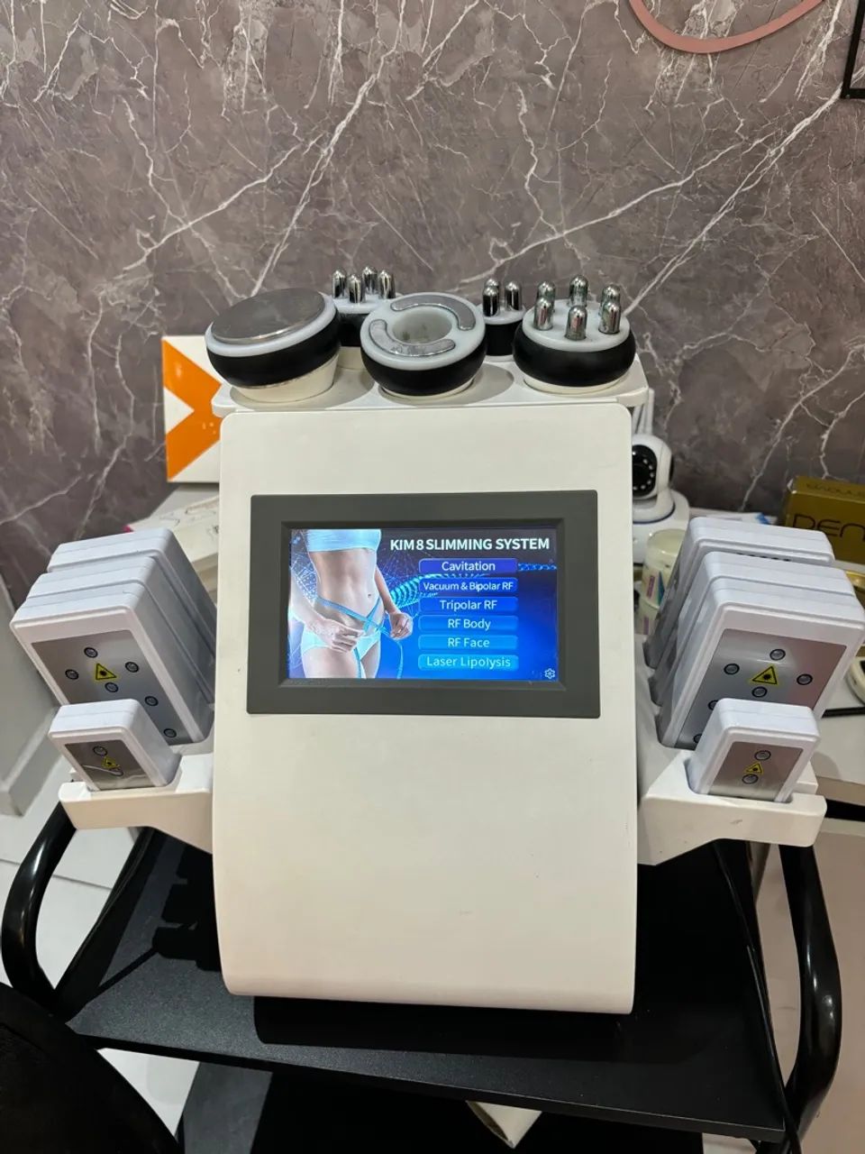 Vendo lipolaser 6 em 1 (usada porém em estado de novo)  - Foto 2