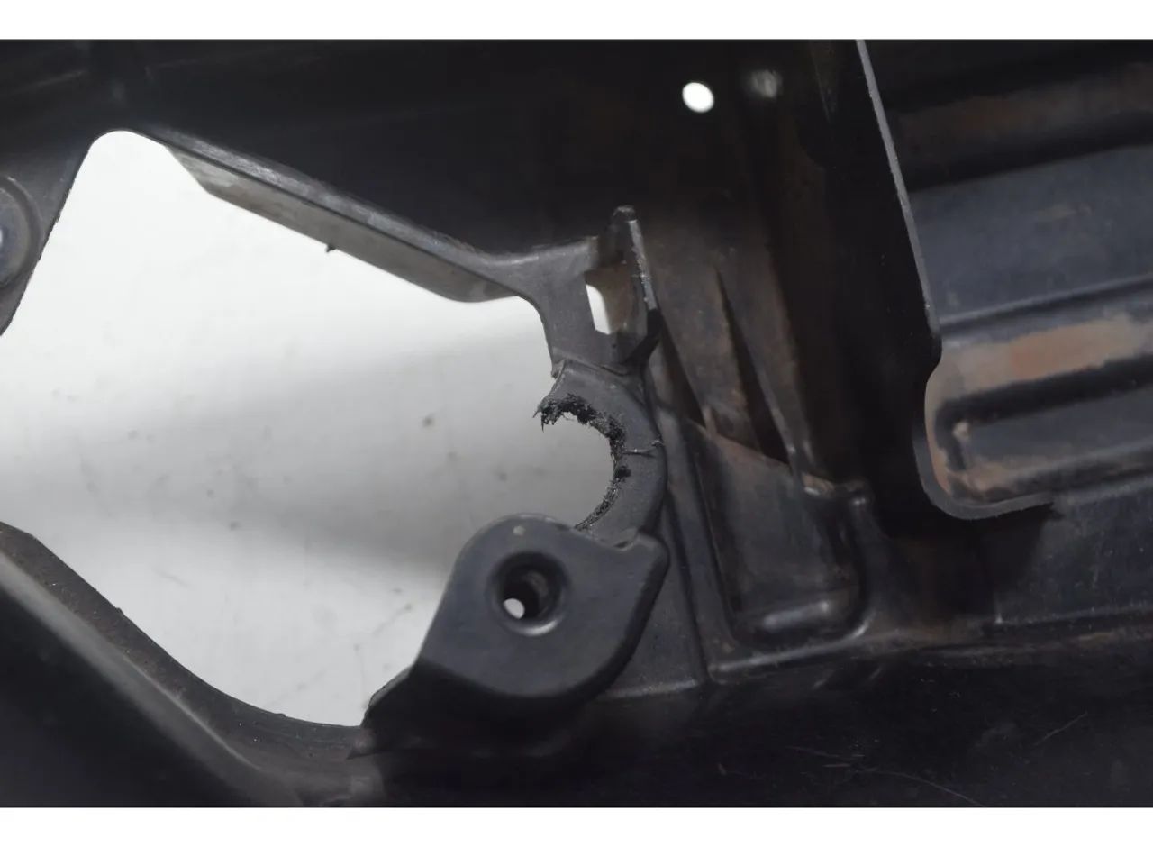 Caixa Bateria C/avaria Honda Cbr 600 Rr 07-14 Original - Foto 8