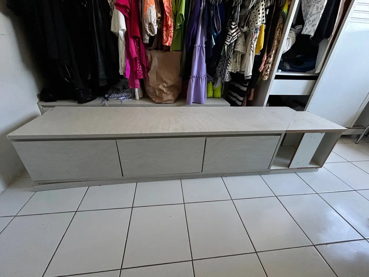 ARMÁRIO DE CHÃO 
