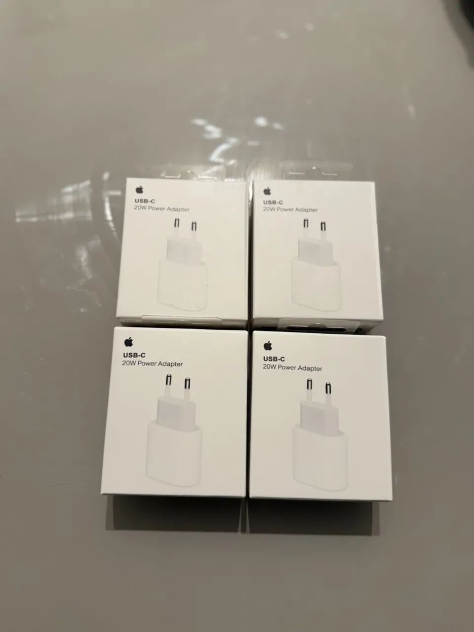 Carregador Apple 20W USB-C - Novo