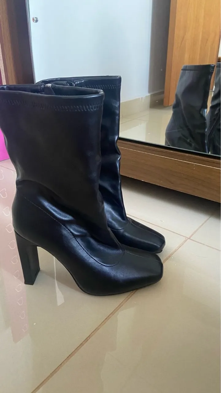 Bota Preta Feminina Salto Alto