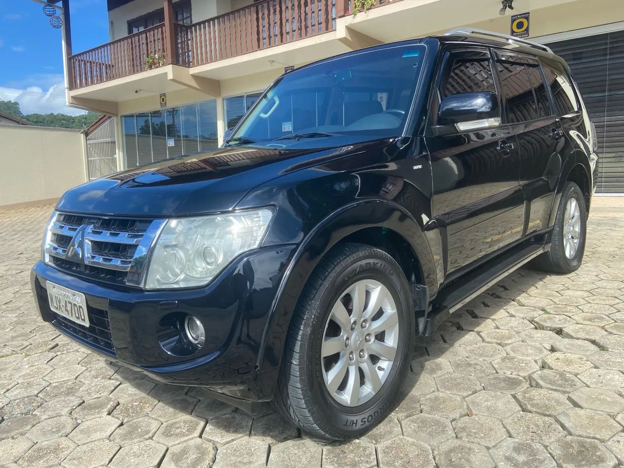 Mitsubishi Pajero Full 2011