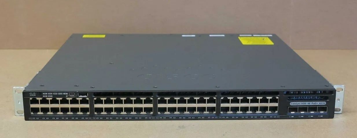 Switch Cisco Catalyst Catalyst 3650 48 Portas Ggiabit PoE 4x1Sfp - Foto 2