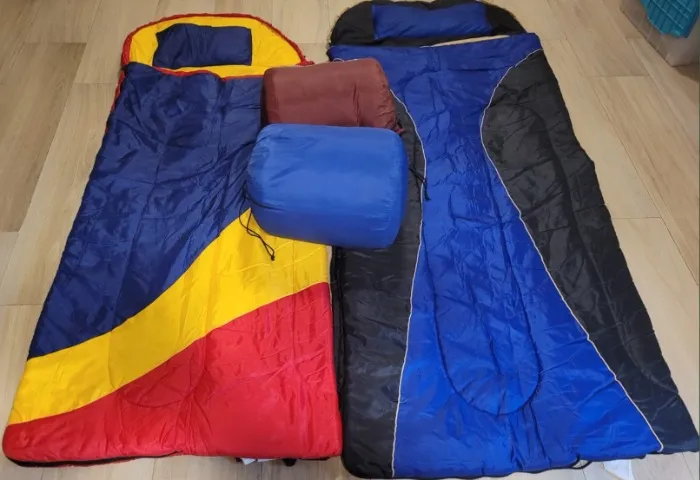 Saco de Dormir Tipo Sarcófago, com Faixa de Temperatura entre 5°C à 12°C, com Capuz