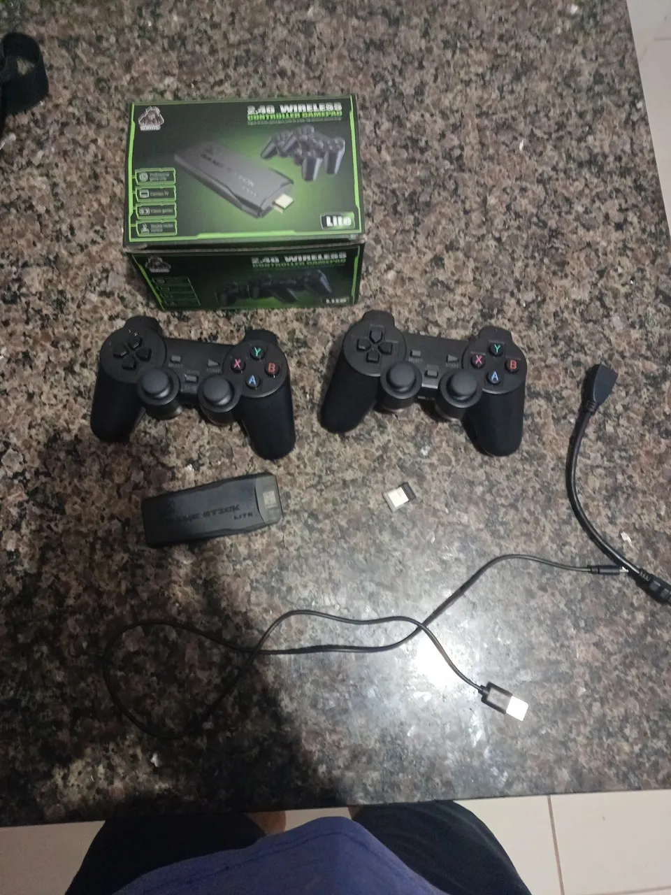 Game Stick Lite com 2 Controles Sem Fio
