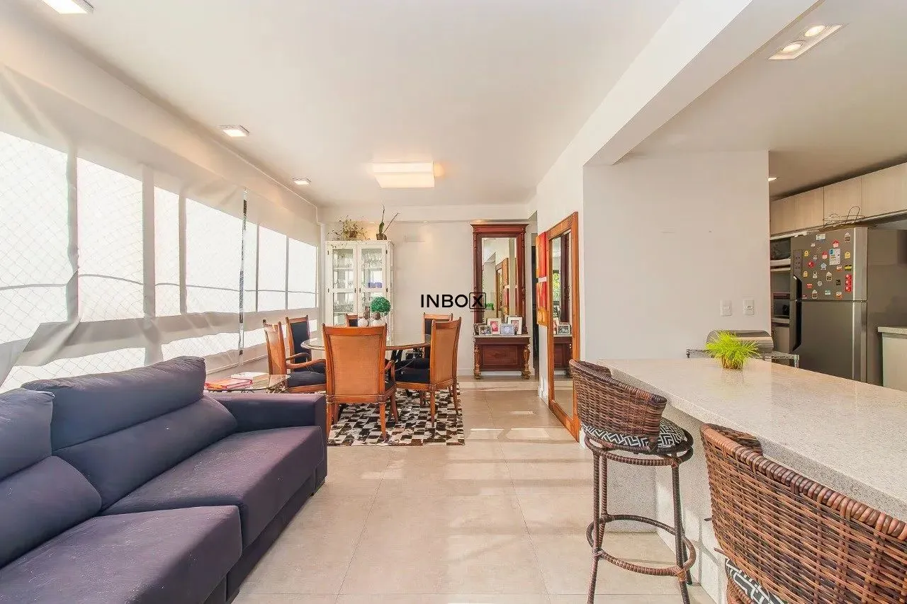 Alto Padrão com 3 Suítes e 2 Vagas - 110m²