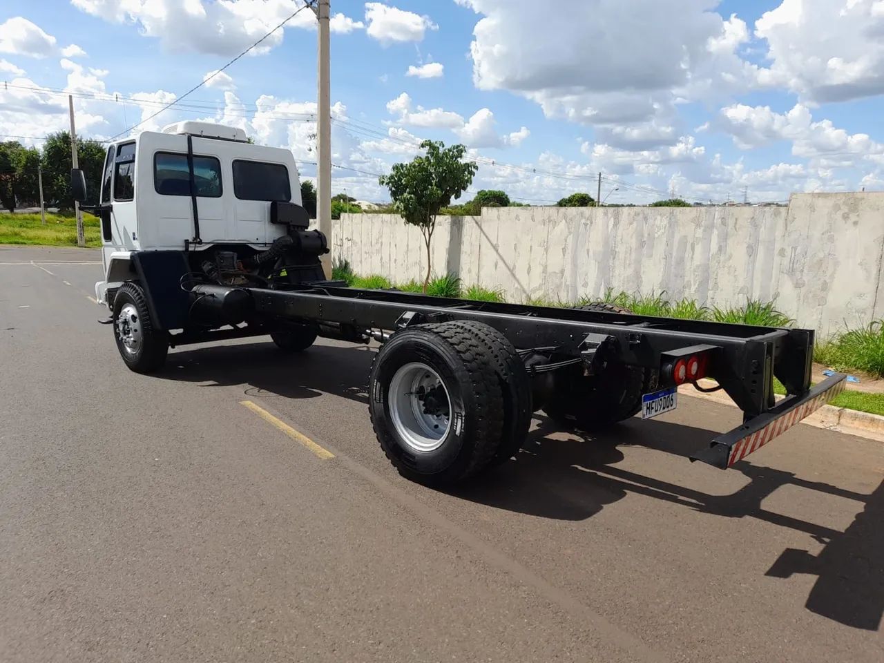 Ford Cargo 1317 4x2 toco  - Foto 10