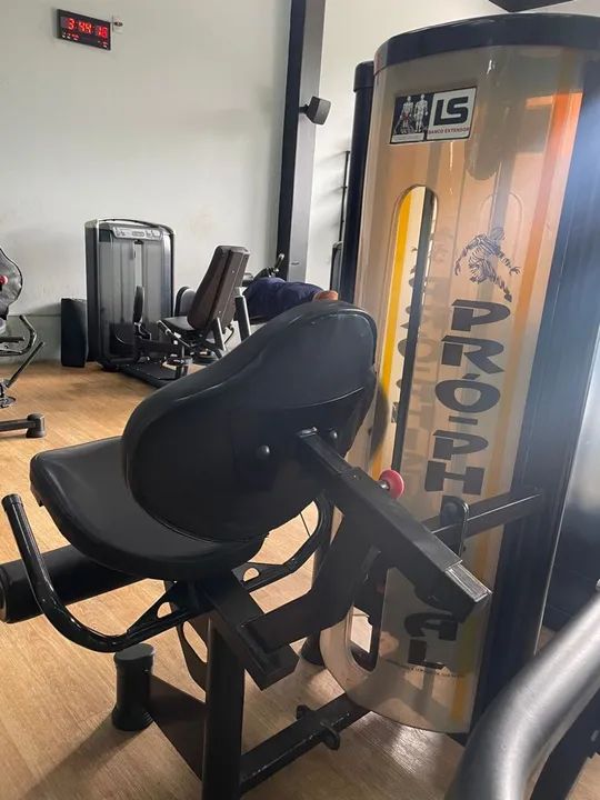 Máquina cadeira extensora  - Academia - Foto 3