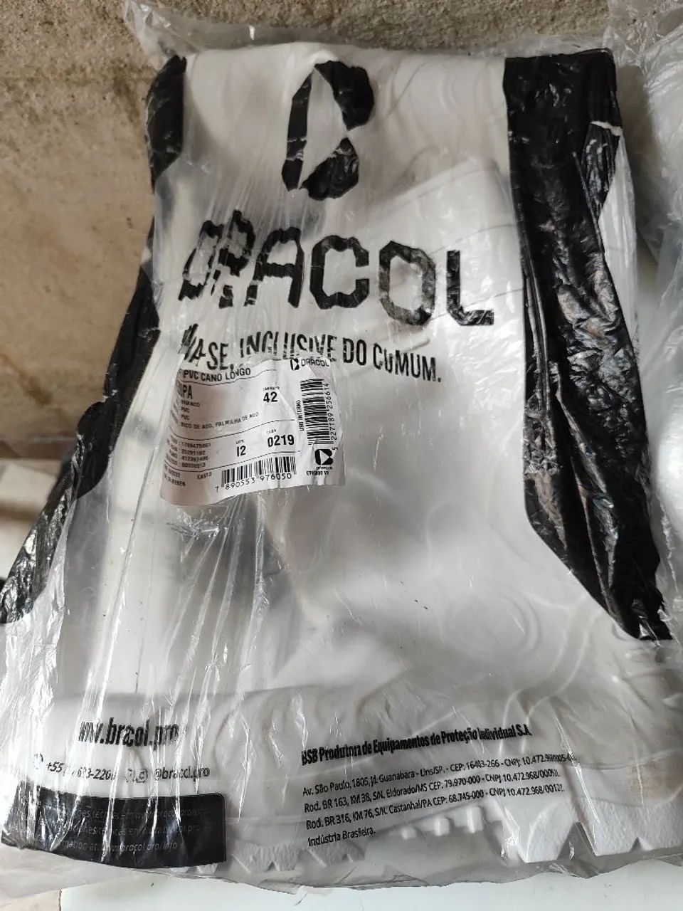 Equipamento de Proteção Individual - Bota de PVC cano longo