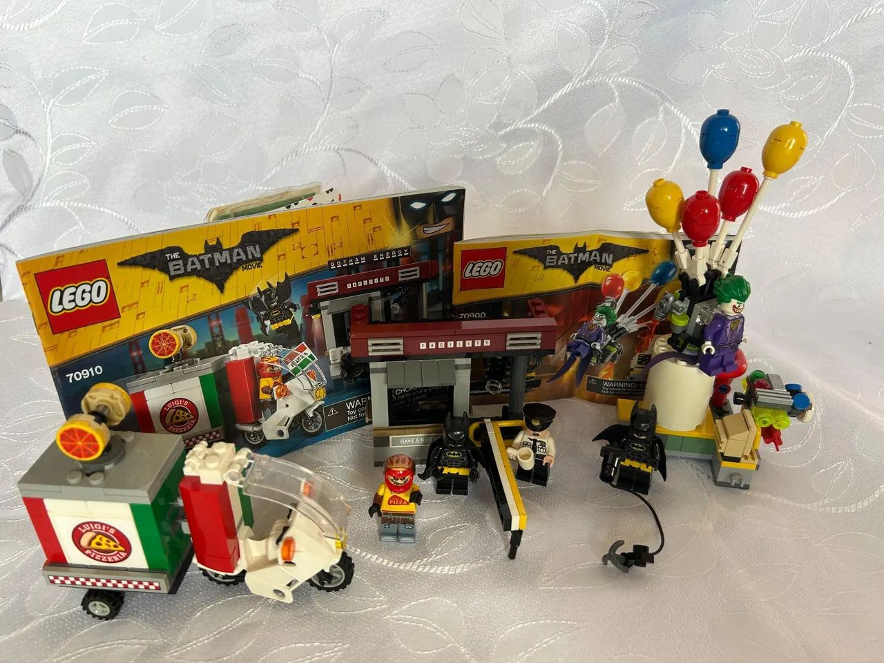 Lego DC Comics Scarecrow Special Delivery The Joker Balloon Scape