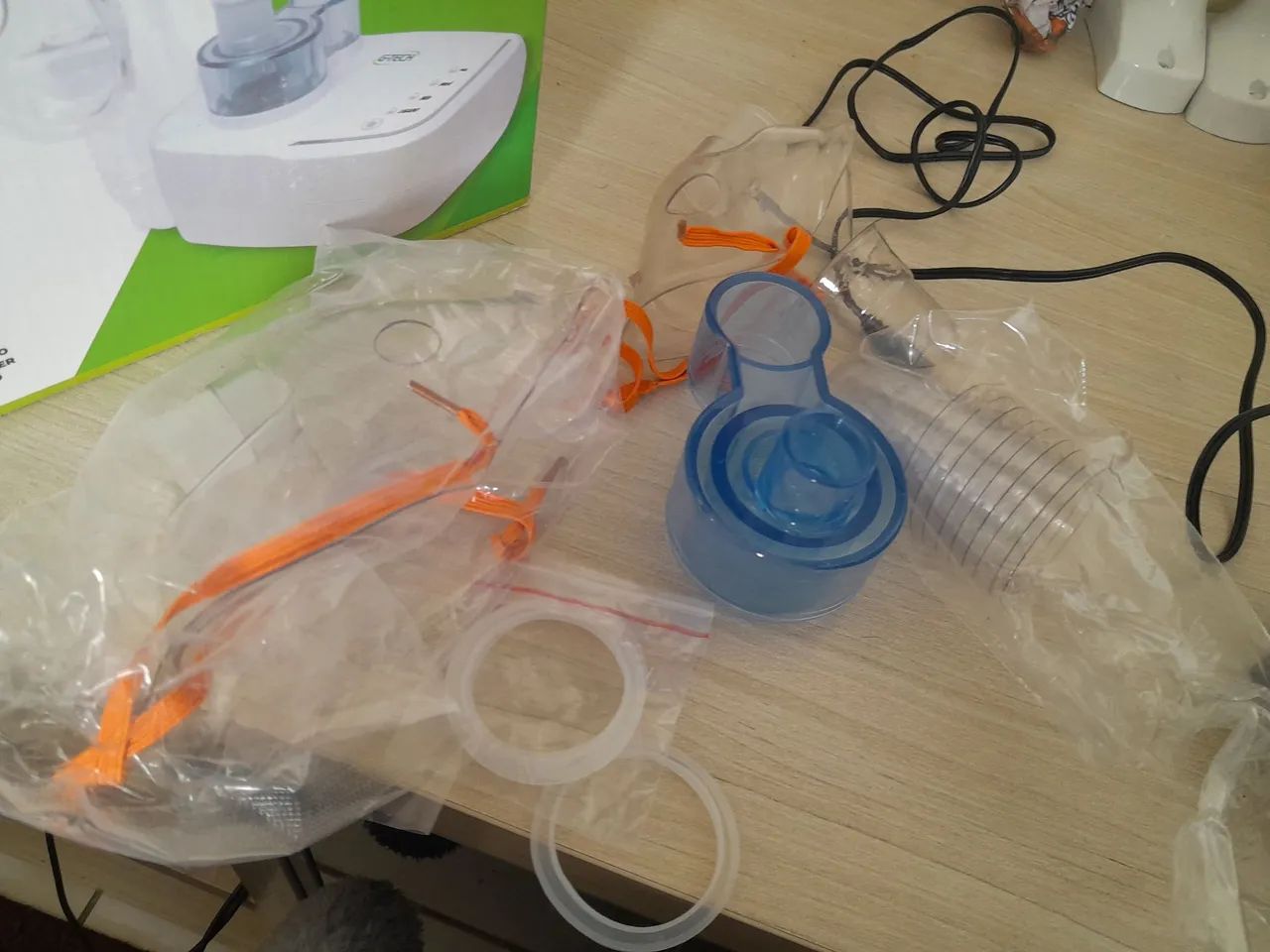 Inalador UltraNeb Desk 2 G-Tech - Novo - Foto 2