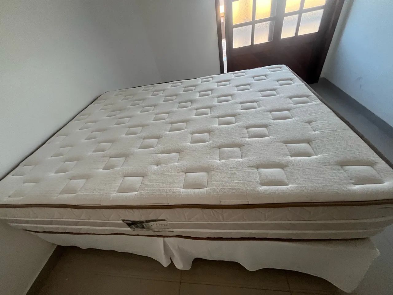 Cama de casal semi nova - Foto 2