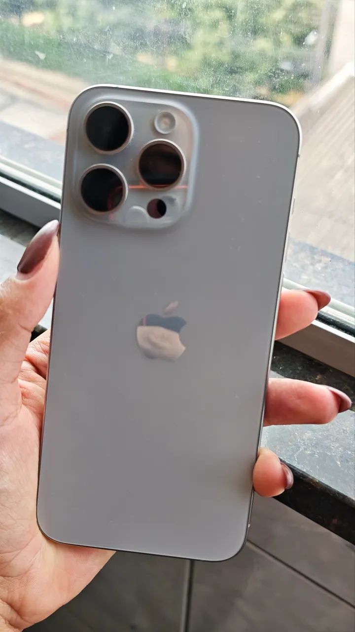 Vendo iPhone 15 pro Max 256gb