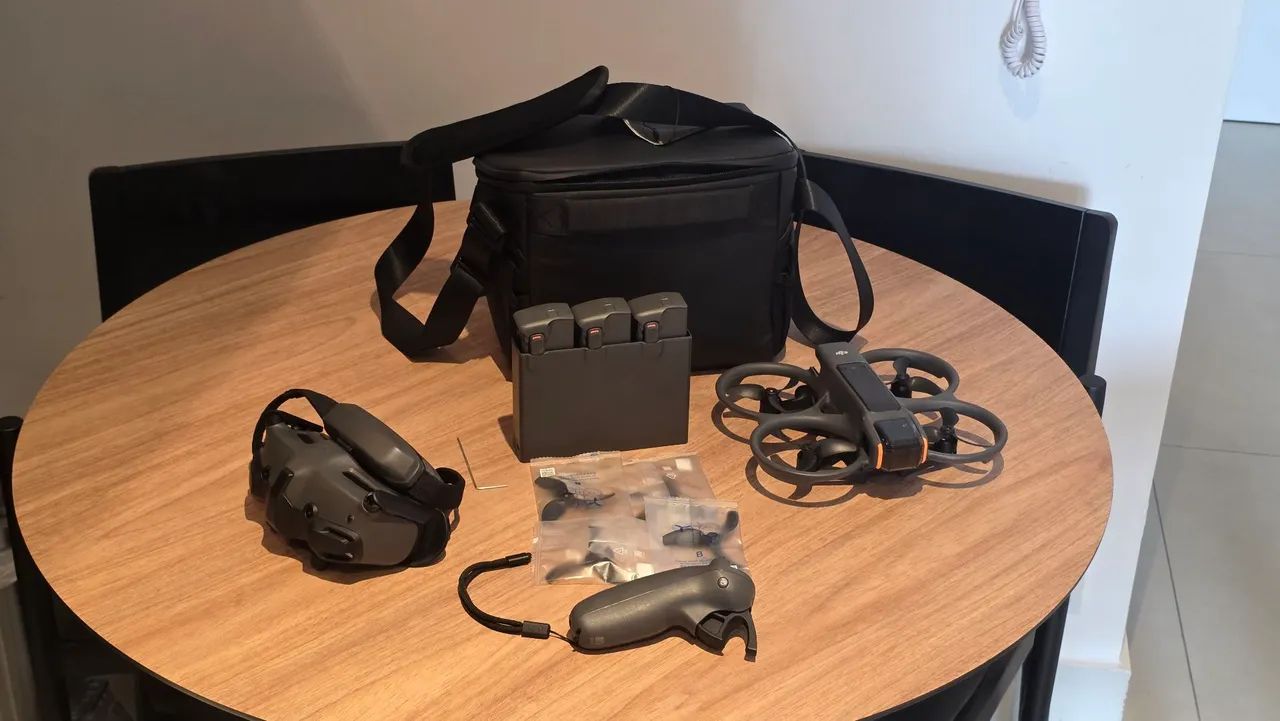 DJI Avata 2 Fly more fpv combo