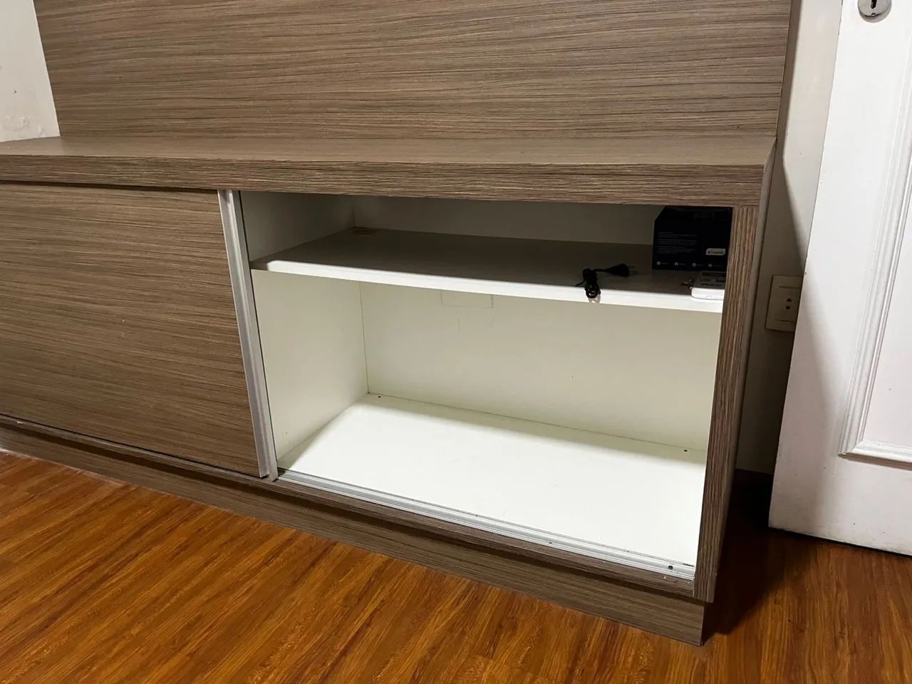 Painel com Led e balcão  - Foto 2