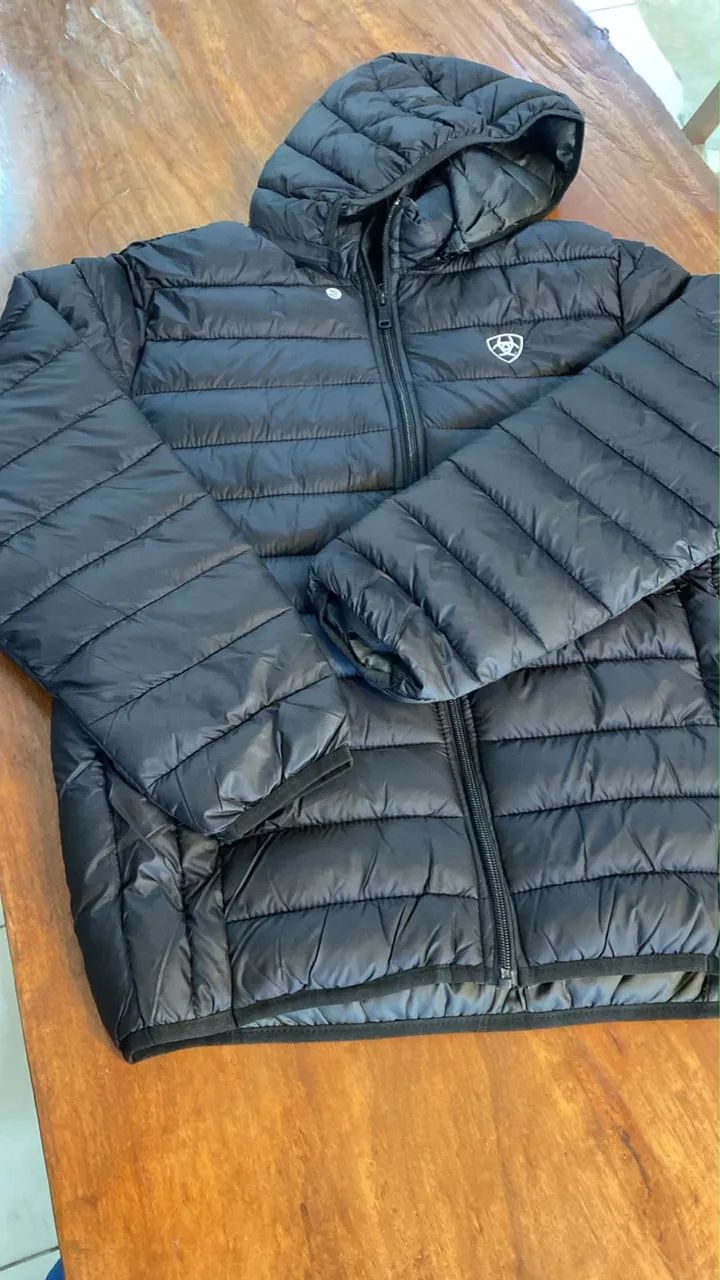 Jaqueta Puffer ariat 