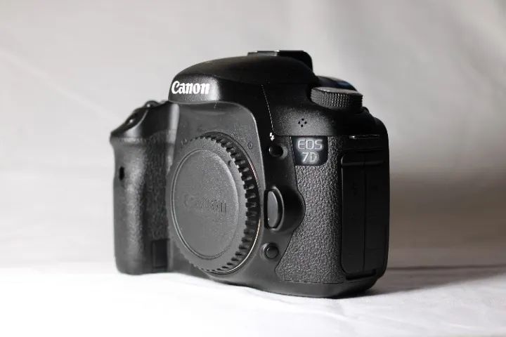 Camera Canon EOS 7D - Foto 4